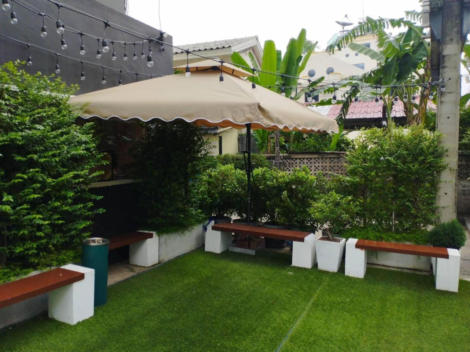 Hotel Oyo 75446 Travis Inthamara 49 Bangkok Exterior foto